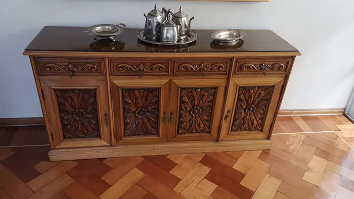 Mueble barnizado Muebles La Reina